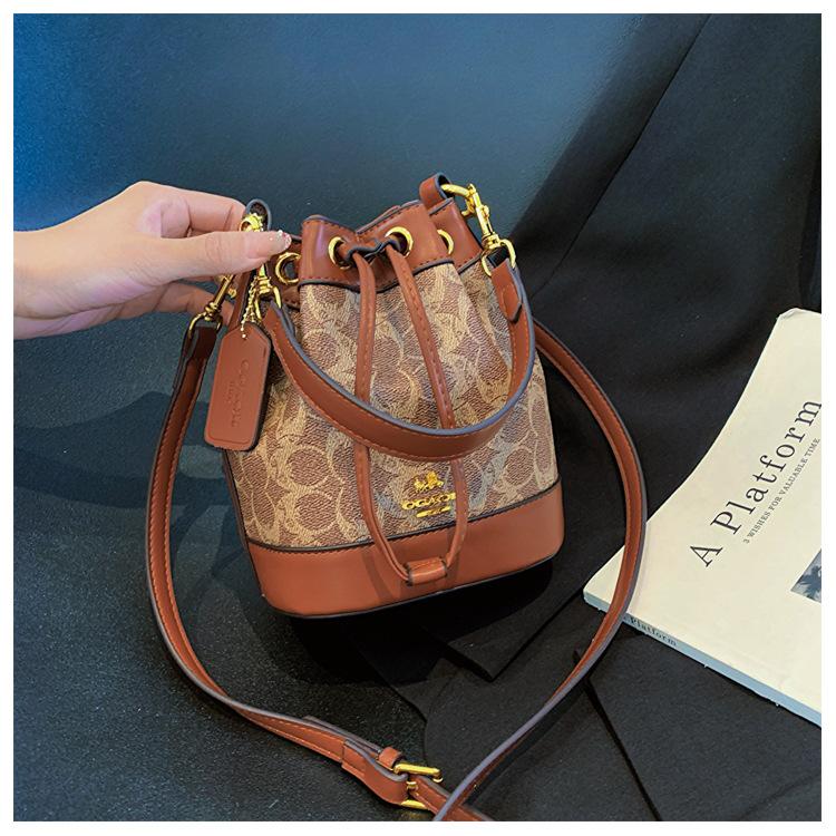 Bucket bags bucket bag women's bag new women's bag fashion printed crossbody bag bucket bag high-grade all-match shoulder bag