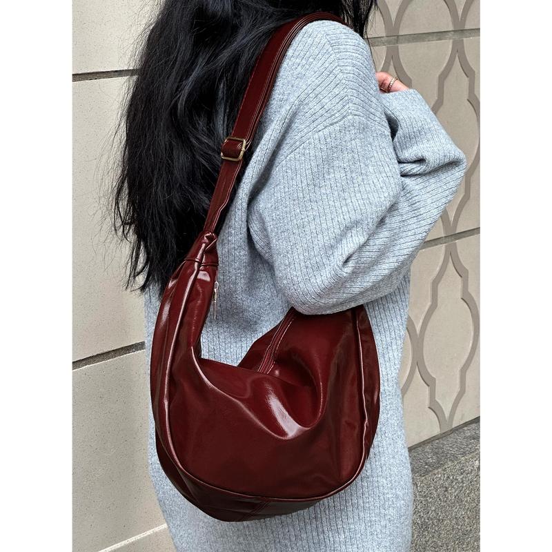 Ransom Shoulder Bag Red