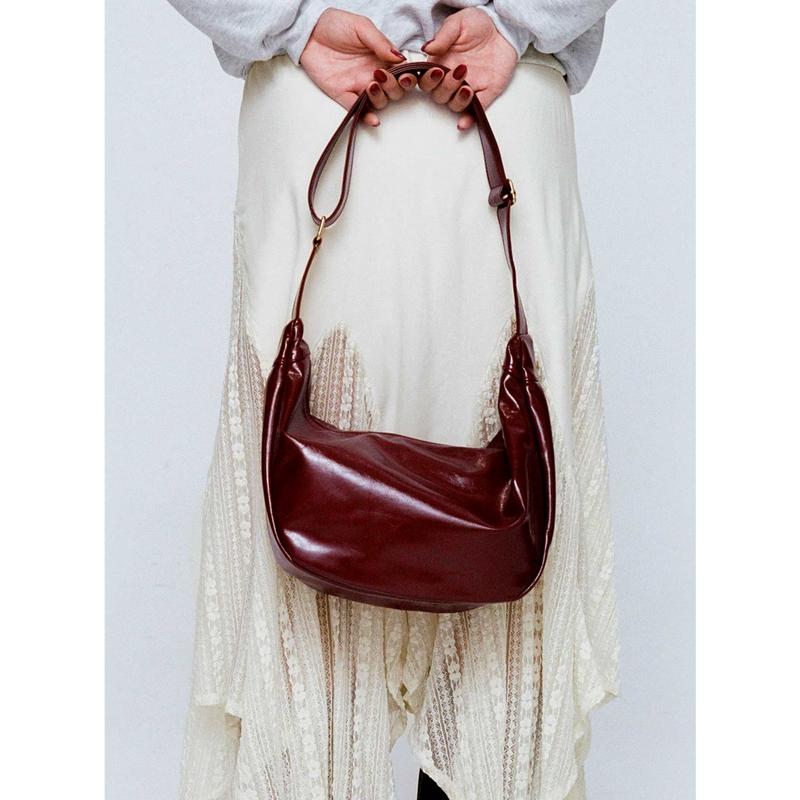 Ransom Shoulder Bag Red