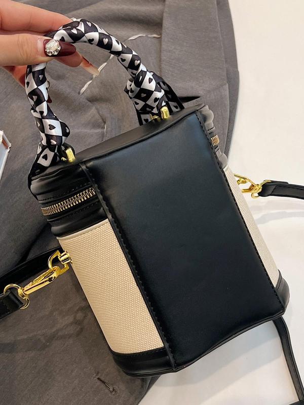 Women's Fashionable Colorblock Studded Decorated Bucket Bag, Casual Versatile Shoulder Bag for Daily Used, Trendy All-match Crossbody Bag