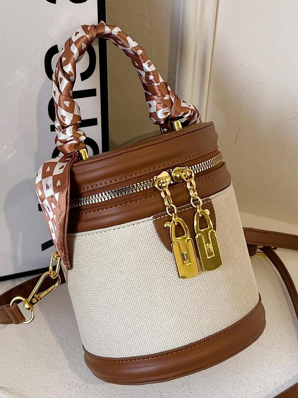 Women's Fashionable Colorblock Studded Decorated Bucket Bag, Casual Versatile Shoulder Bag for Daily Used, Trendy All-match Crossbody Bag