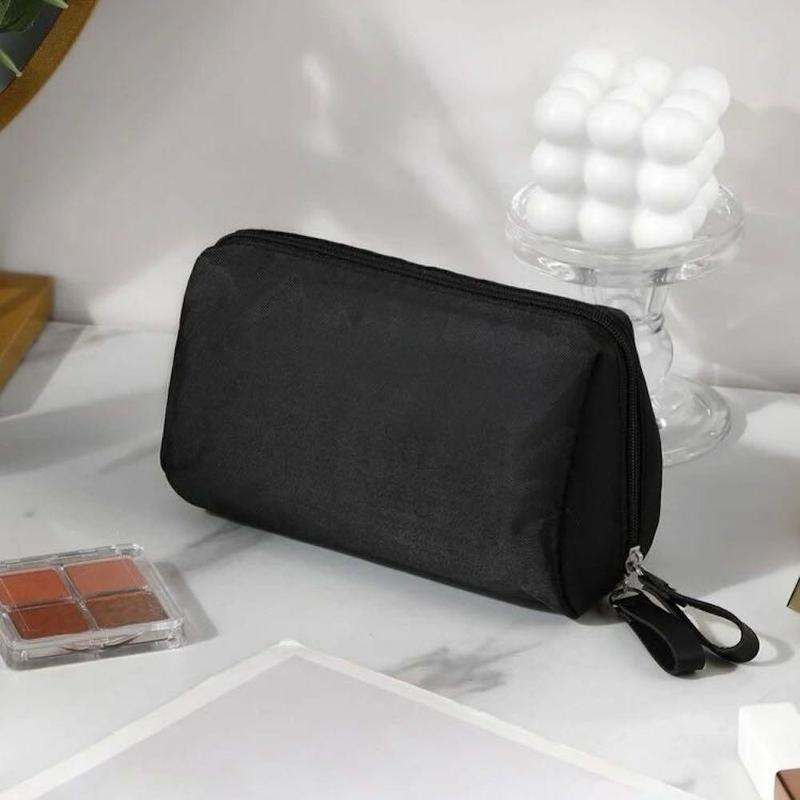 Portable Multi-functional Makeup Bag, 1 Count Casual Plain Makeup Storage Bag, Simple Design Travel Handbag with Wristlet For Women & Men, Christmas Gift