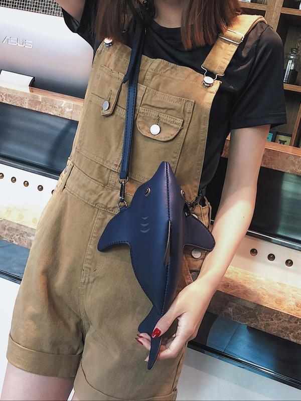 Women's Cute Shark Design Crossbody Bag for Women, Designer Bags 2024, Fashionable Pu Leather Novelty Crossbody Bag for Daily Use, Phone Small Wallet for Cloth Decoration