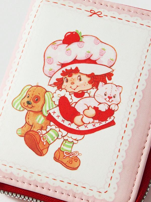 Strawberry Shortcake Cute 3D Strawberry Figure Graphic Small Wallet – Stylish & Fun Wallet for Strawberry Lovers