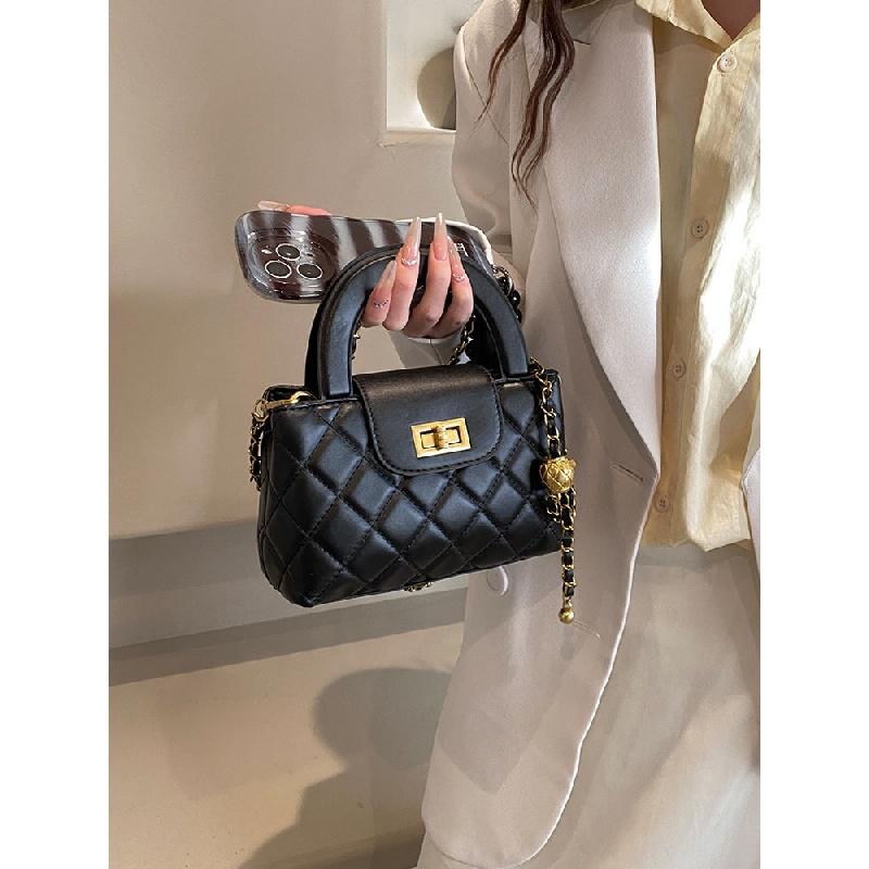 Korean Super Hot Diamond Pattern Chain Bag Women's New Classic Style Diana Bag High-End Fashion All-Match Messenger Bag