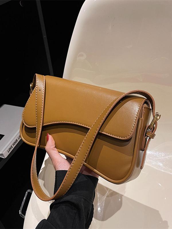 Women's Summer Outfits 2024 Plain Color Saddle Everyday Shoulder Bag & Crossbody Bag, Elegant Magnetic Closure Flap Saddle Bag for Daily & Back To School As Girlfriend Gifts, for Fall Fall Outfits