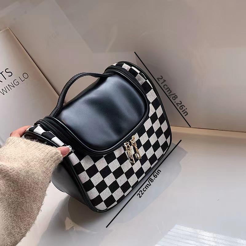 Checkerboard Pattern Toiletry Storage Bag, 1 Count Large Capacity Portable Cosmetic Bag with Handle, Zipper Makeup Bag, Versatile Storage Bag for Travel