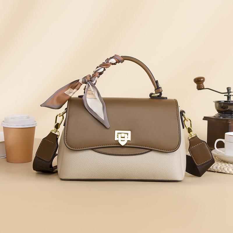 E71-New women's crossbody bag, small square bag, soft leather large capacity shoulder bag, letter printed handbag