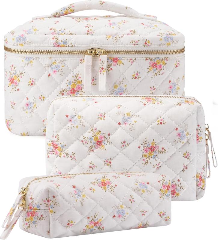 Floral Quilted Makeup Bag Set of 3 count, Cute Travel Makeup Bags Coquette White Flower Cosmetic Pouch, Aesthetic Cotton Quilt Cloth Toiletry Traveling Bag for Women, Girls