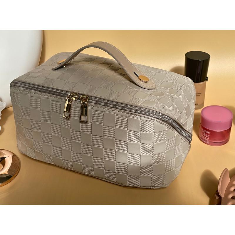 JAZD Large Checkered Travel Cosmetic Bag, Vegan Leather Toiletry Bag with Wide Opening Design toiletry built-in organizer