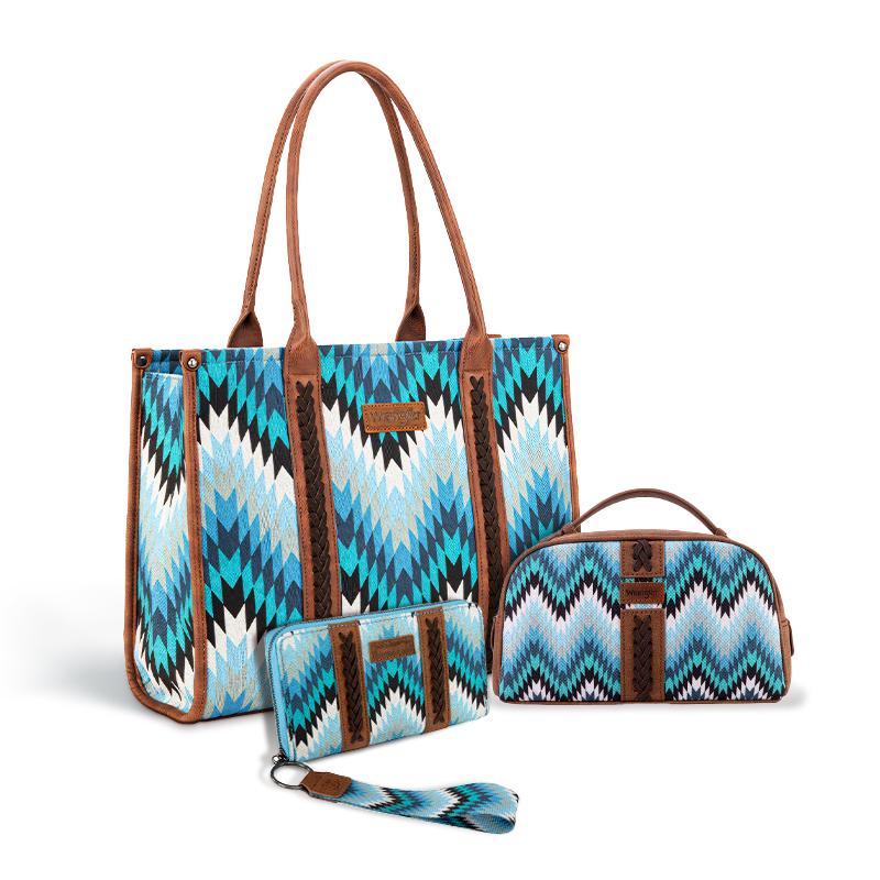 Wrangler Southwestern Pattern Print Whipstitch Travel Bundle