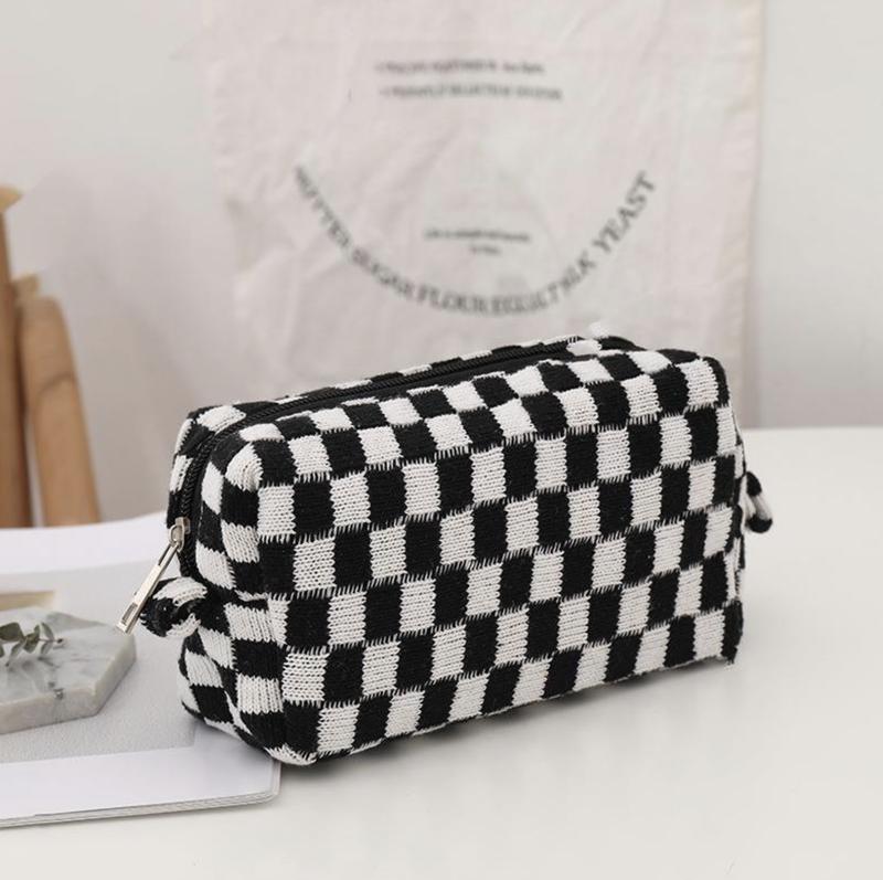 Checkered Pattern Make Up Bags for Women - Perfect for Travel