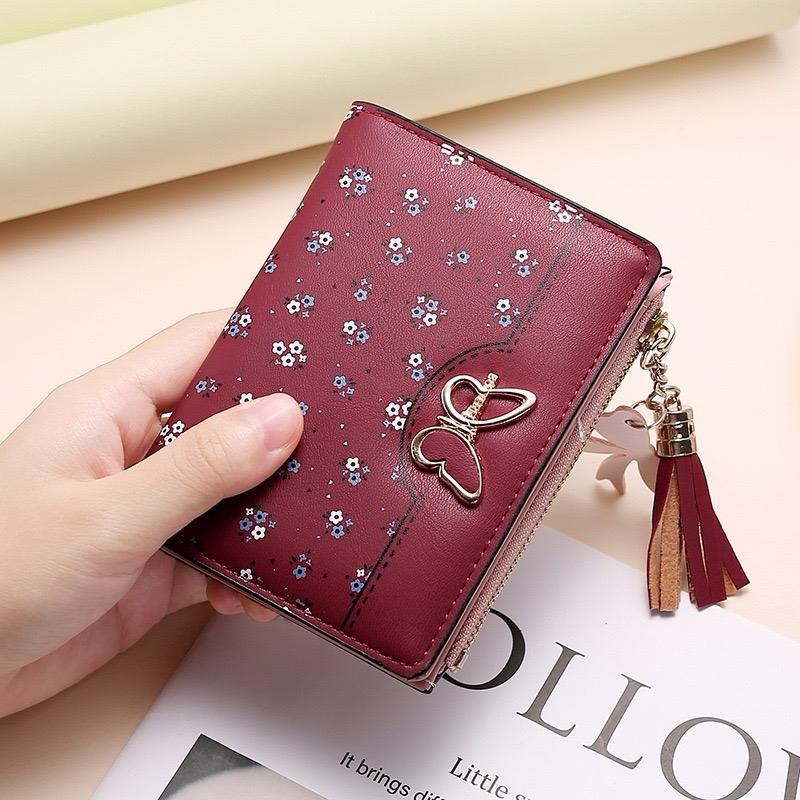 Women's Floral Ditsy Synthetic Leather Tassel Buckle Wallet